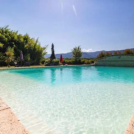 La Fontaine Des Rollands Holiday home *