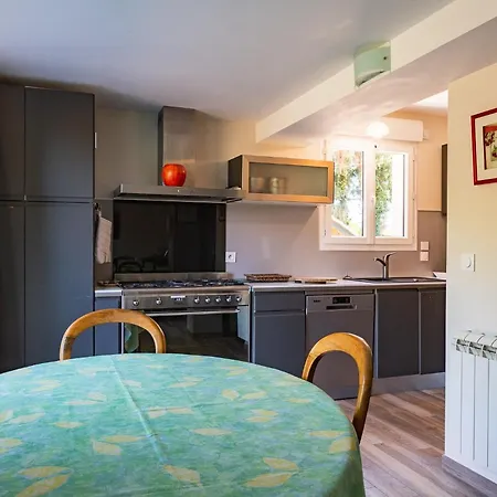 Holiday home La Fontaine Des Rollands