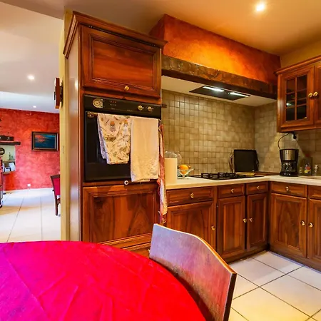 La Fontaine Des Rollands Holiday home Saint-Verand (Isere)